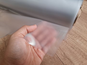blur-transparent-plastic-roll-2053551050