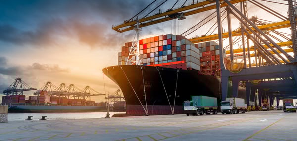 crane-loading-cargo-container-import-ship