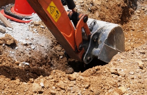 seized-pin-in-mining-excavator-thermic-lance-cutting
