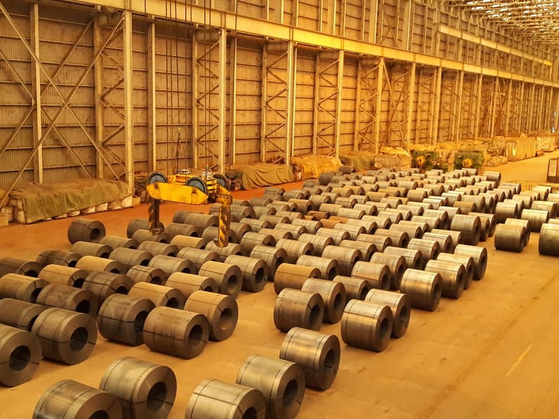 overhead-crane-selecting-coil-steels-storage-1175634004