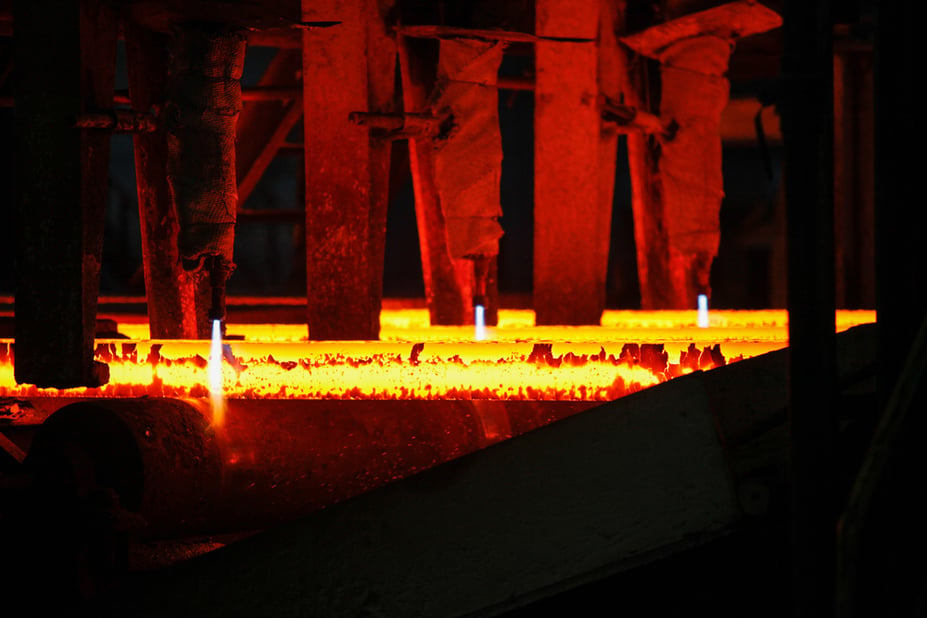 steel-billets-torch-cutting-metallurgical-plant-1793571790